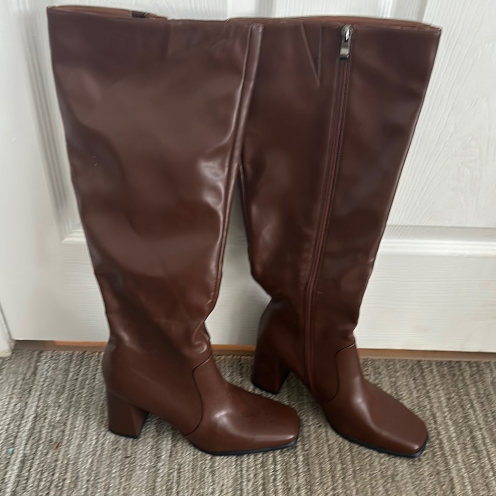 Brown Leather Heeled Boots